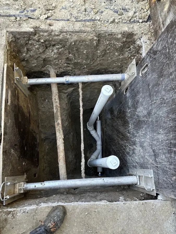 Experienced plumber completing Gas Line Repair work in Pittston